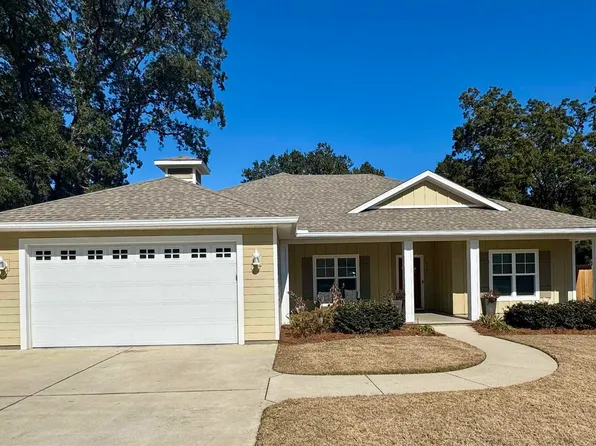 414 Cumberland Ave, Gulf Breeze, FL 32561