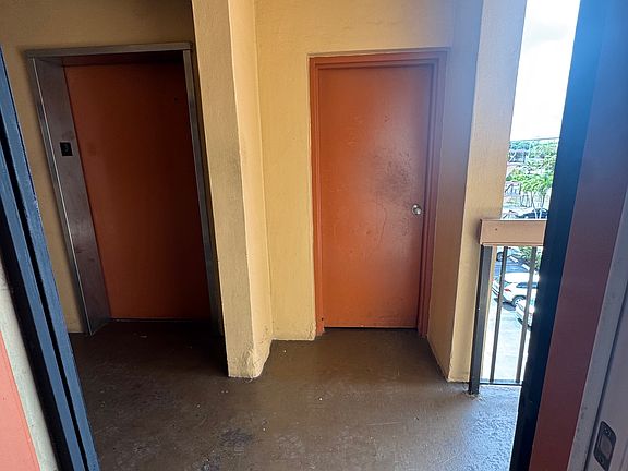2nd image of 401 NW 72nd Ave APT 408-C