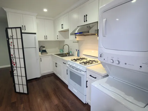 7009 Jumilla Ave #B, Winnetka, CA 91306