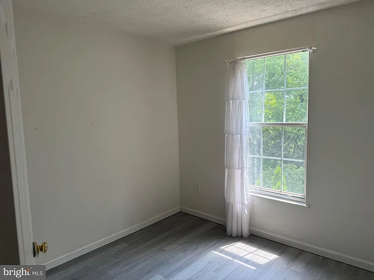 5491 Prince William Ct — Photo 12
