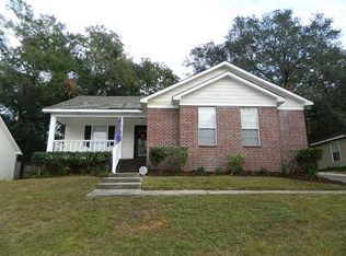 1720 Sandalwood Dr, Mobile, AL 36618