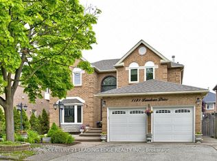 1181 Lansdown Dr, Oakville, ON L6J7N6