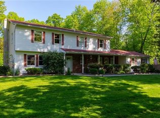 29 Flower Rd, Hopewell Junction, NY 12533