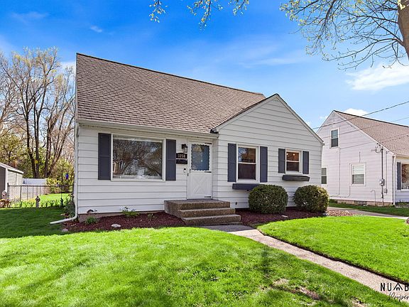 3rd image of 1256 Kelsey St NE