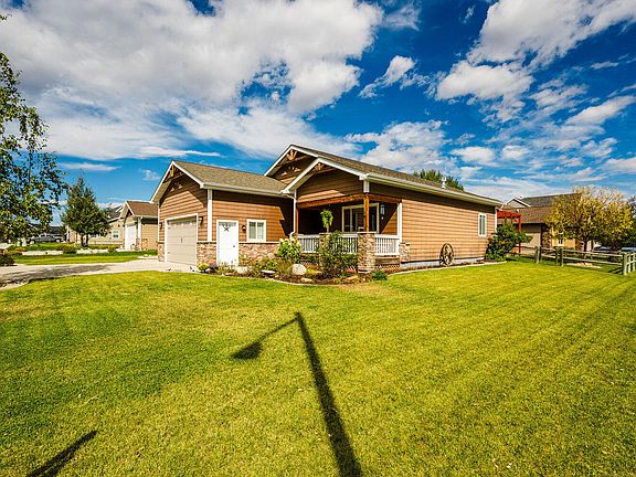 2nd image of 2207 Little Horn Dr