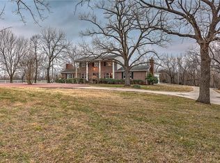 8000 Pollock Rd, Rogers, AR 72756