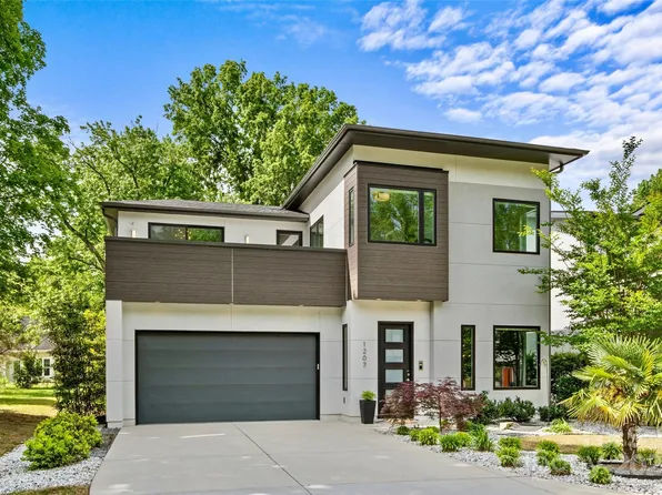 1207 Realta Dr, Charlotte, NC 28211