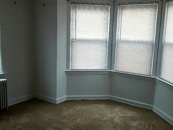2nd image of 18 Ellwood St APT 2