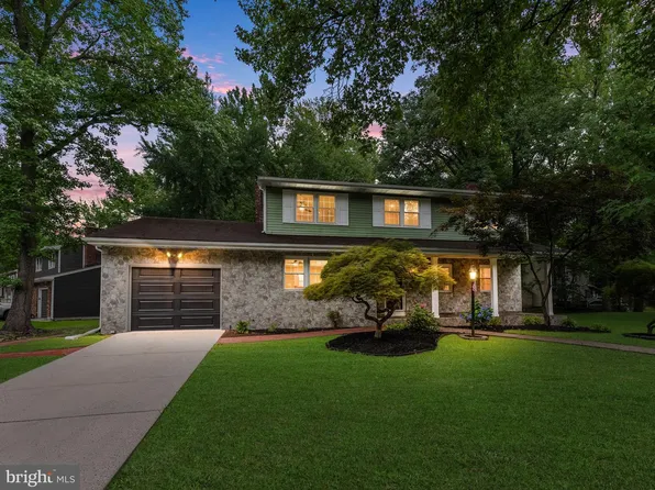 108 Kingswood Ct, Cherry Hill, NJ 08034