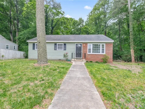 8 Wheelhouse Ct, Petersburg, VA 23805