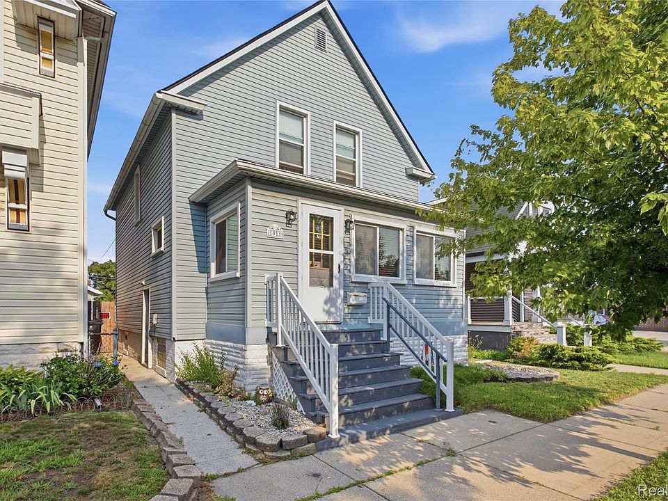 1st image of 1911 2nd St