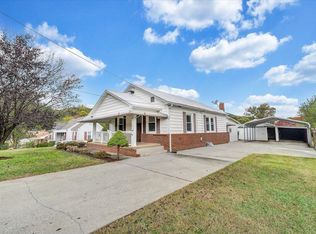 1214 Victory Rd SE, Roanoke, VA 24014