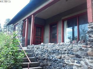 97 N Ave, La Grande, OR 97850