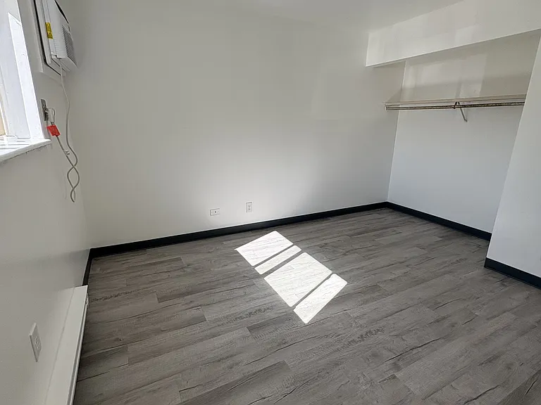 750 Michigan Ave E #4 — Photo 12