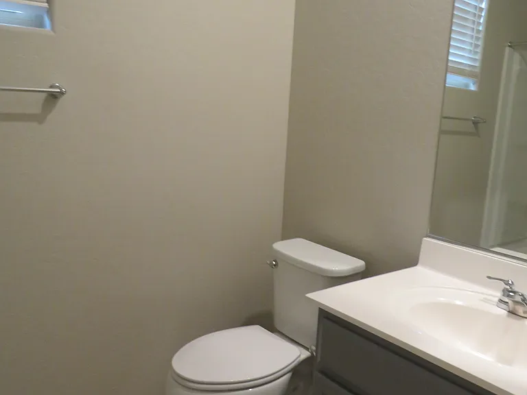 40537 W Helen Ct — Photo 26