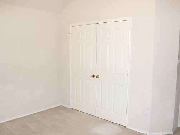 3rd image of 8313 Fountain Ridge Dr