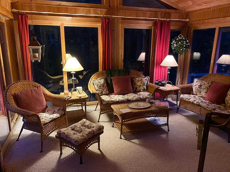 3 season room is perfect to relax day and night
