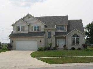487 Arrowhead Dr, Perrysburg, OH