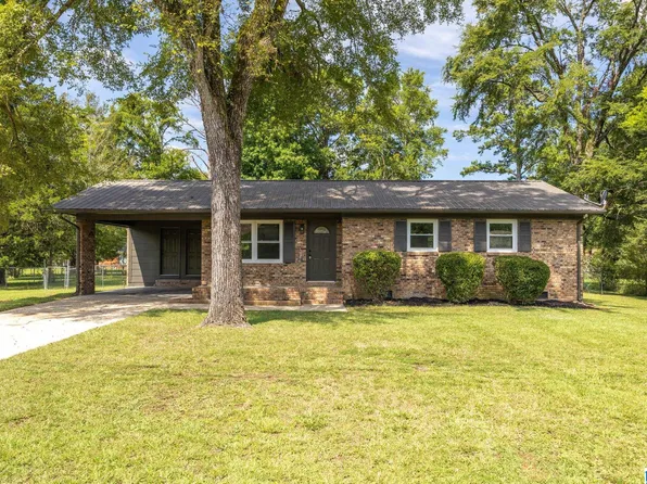 6212 Meadowlark Dr, Anniston, AL 36206