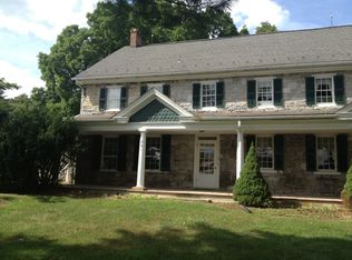 1351 Harrisburg Ave, Mount Joy, PA 17552