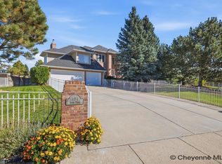 404 Sioux Dr, Cheyenne, WY 82009