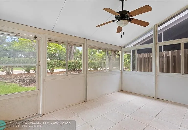 1186 SW 44th Ave — Photo 66
