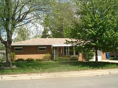 1st image of 700 Bishop Ct
