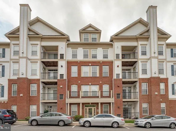 11575 Cavalier Landing Ct Unit 301, Fairfax, VA 22030