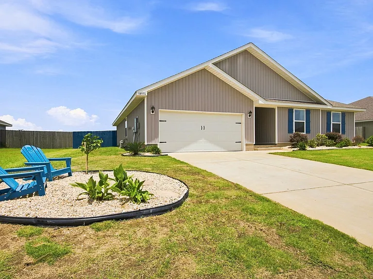 14709 Dalton Cir — Photo 1