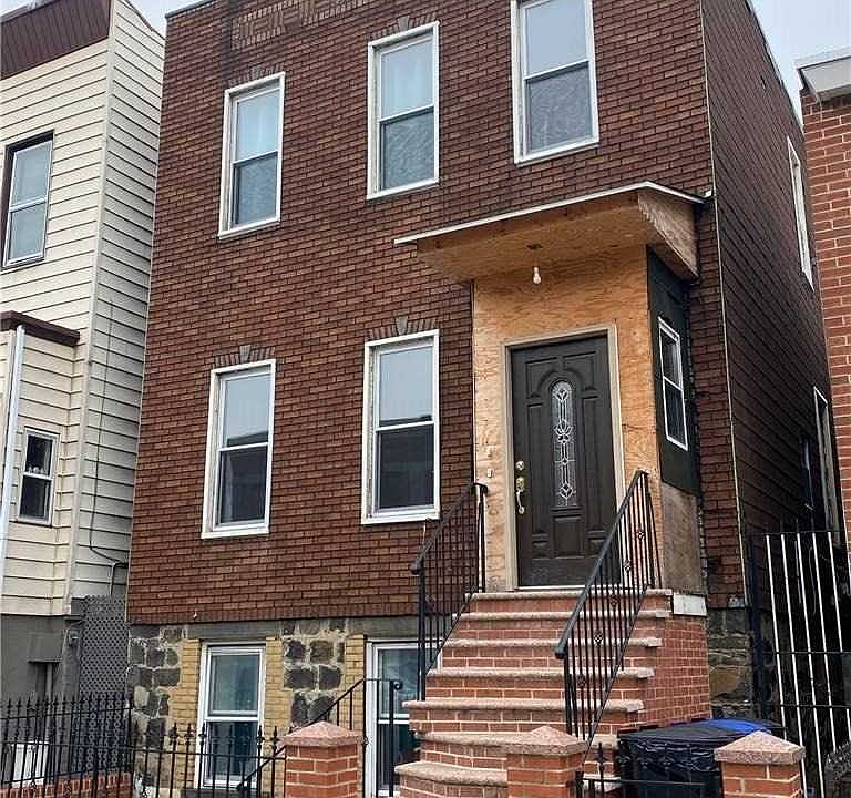 1st image of 36-13 34th St