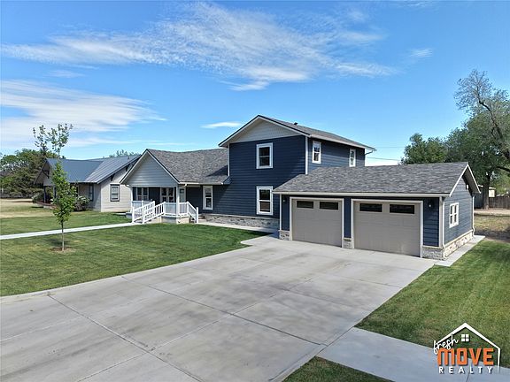 2nd image of 103 E Mendoza Ave