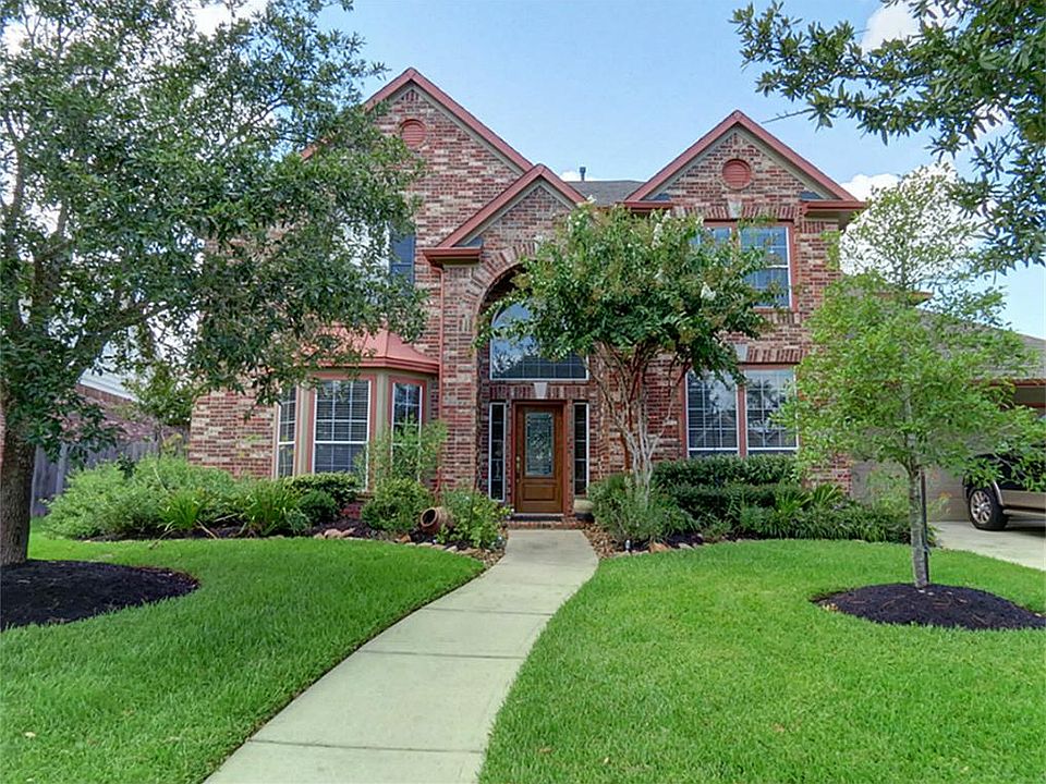 1st image of 17207 Cobble Shores Dr