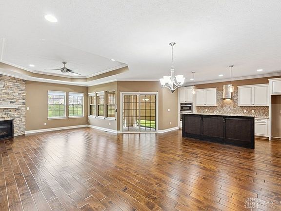 4th image of 6658 Liberty Cir