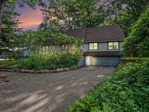7017 Valley View Rd, Edina, MN 55439