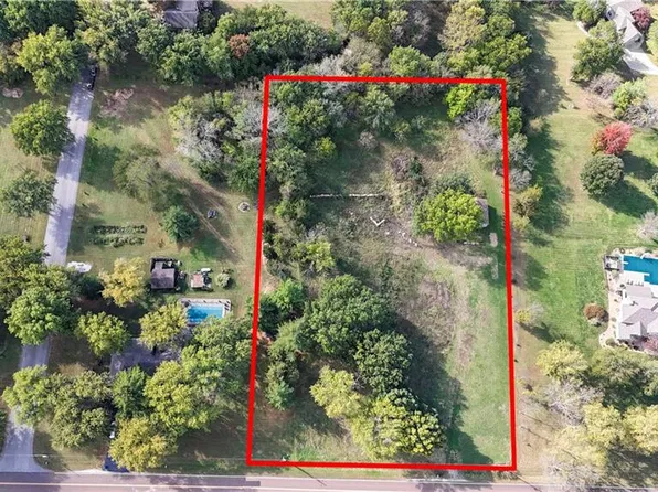 13604 S Harris Rd, Greenwood, MO 64034