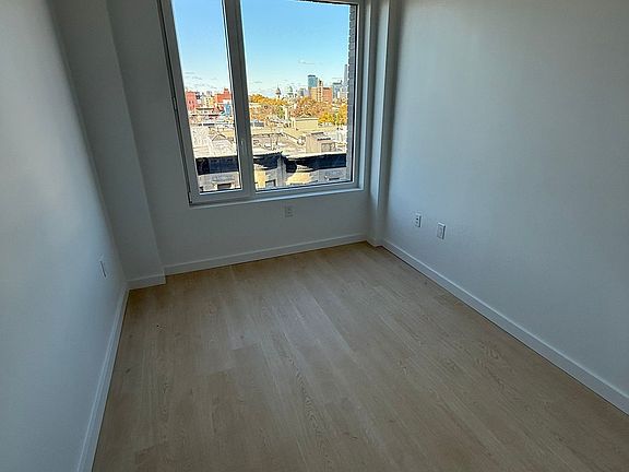 5th image of 1504 Bedford Ave #7I