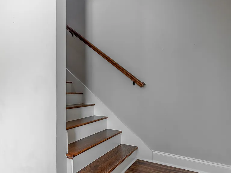 1109 Maple Tree Ln #1109 — Photo 16