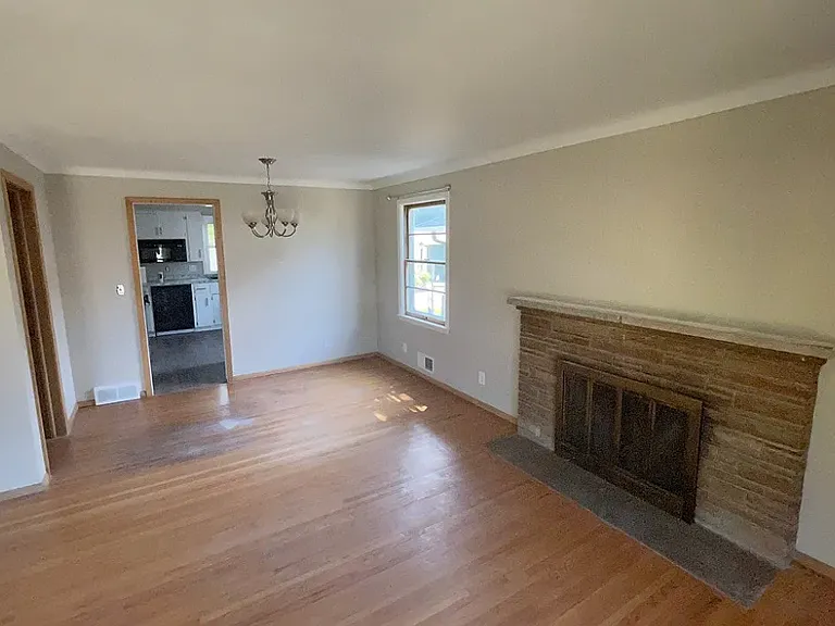 6015 Newton Ave S — Photo 4