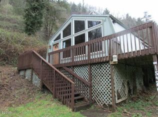 15420 Trask River Rd, Tillamook, OR 97141