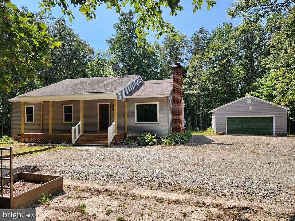 1st image of 652 Jackson Rd