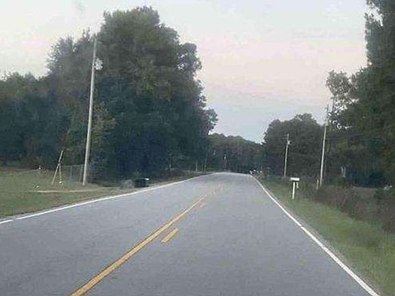 Exterior Neighborhood (street photo)