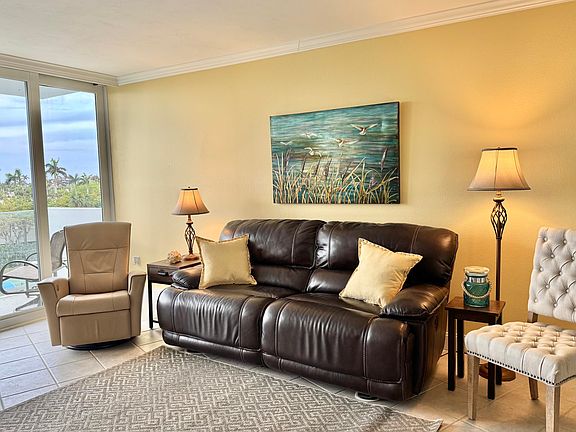 5th image of 58 N Collier Blvd APT 410