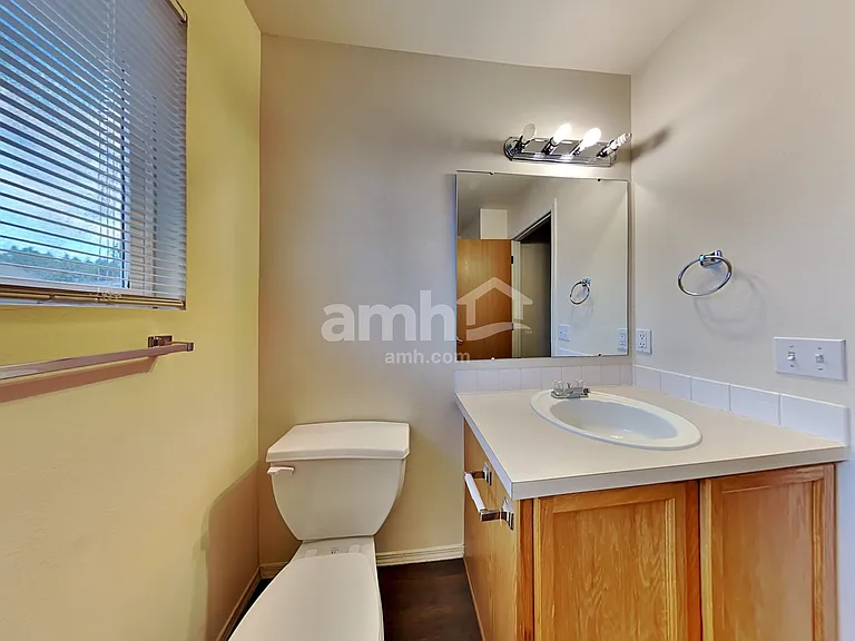 12807 159th St E — Photo 16