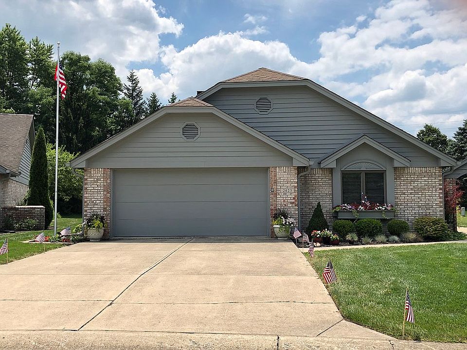 1st image of 2423 Caramore Cir