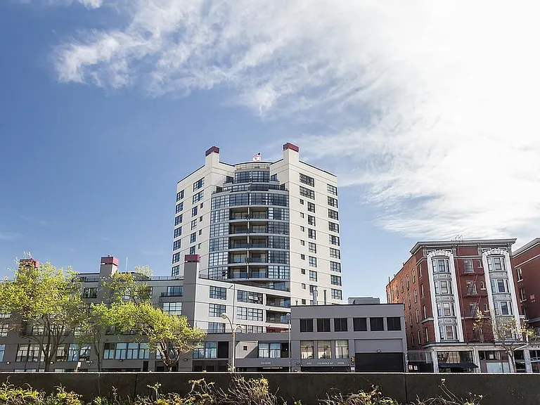 Webster Tower and Terrace — Photo 4