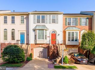 46895 Rabbitrun Ter, Sterling, VA 20164