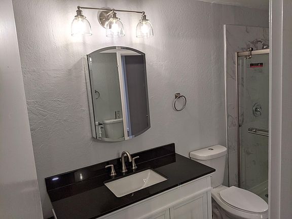 5th image of 980 Kiely Blvd Unit 106