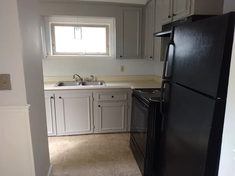 20 Island Ave #A — Photo 11