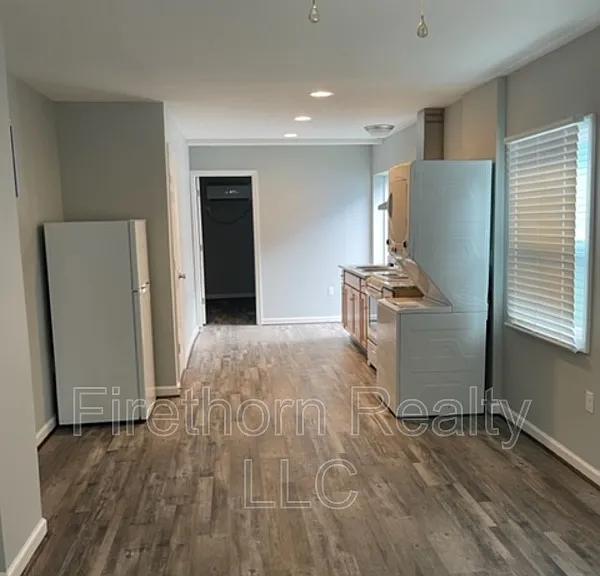 2554 Mount Auburn St #B — Photo 3