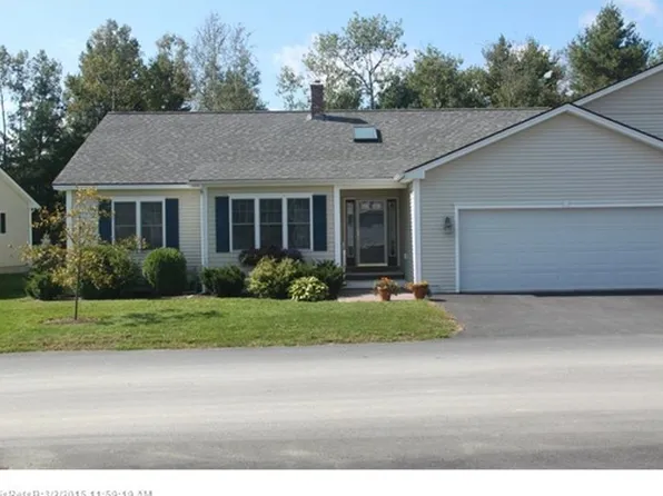 42 Kathryn Ln, Bangor, ME 04401